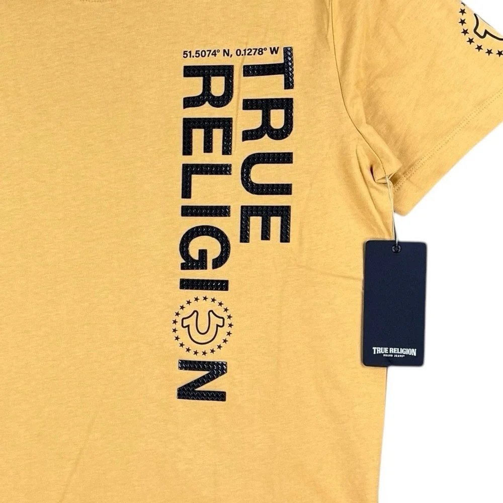 True Religion Men Honey Mustard Silicone TR Area Short Sleeve T-shirt Large NWT